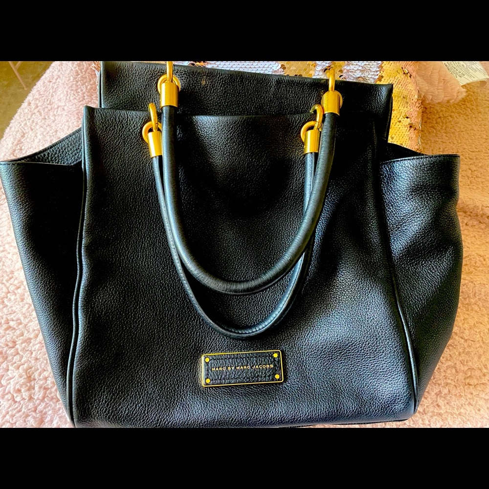 Black leather purse😍